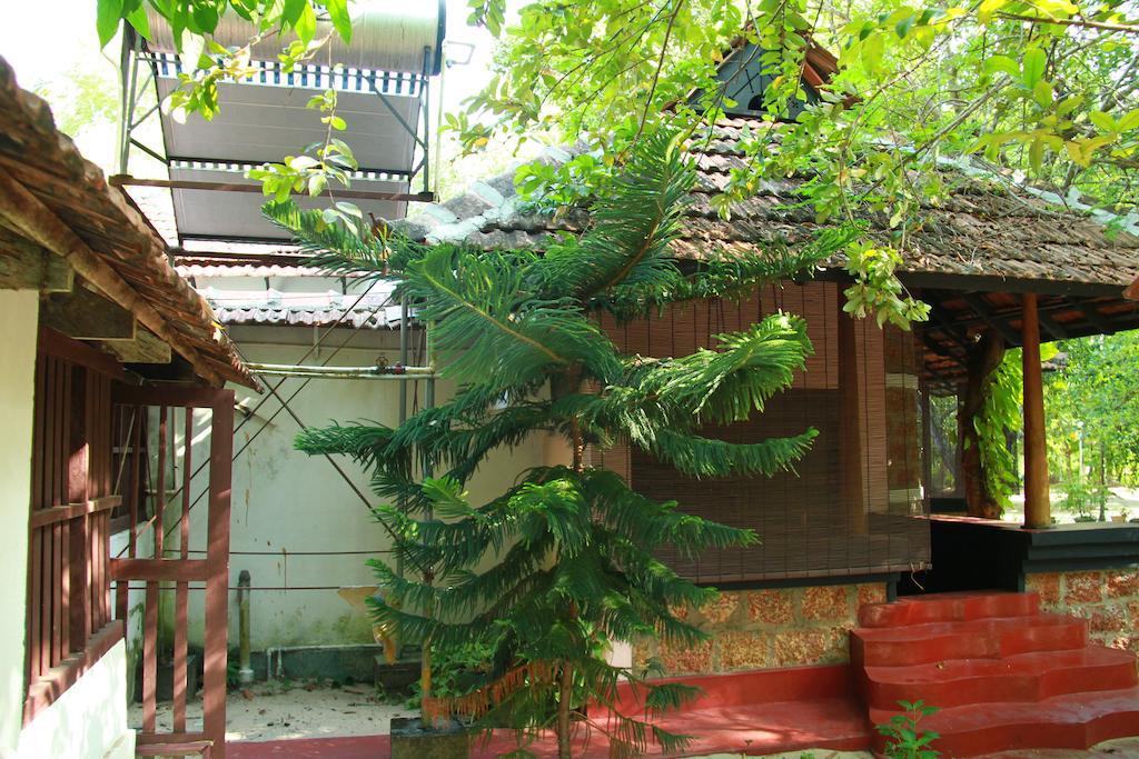 Arakkal Heritage Mararikulam Buitenkant foto