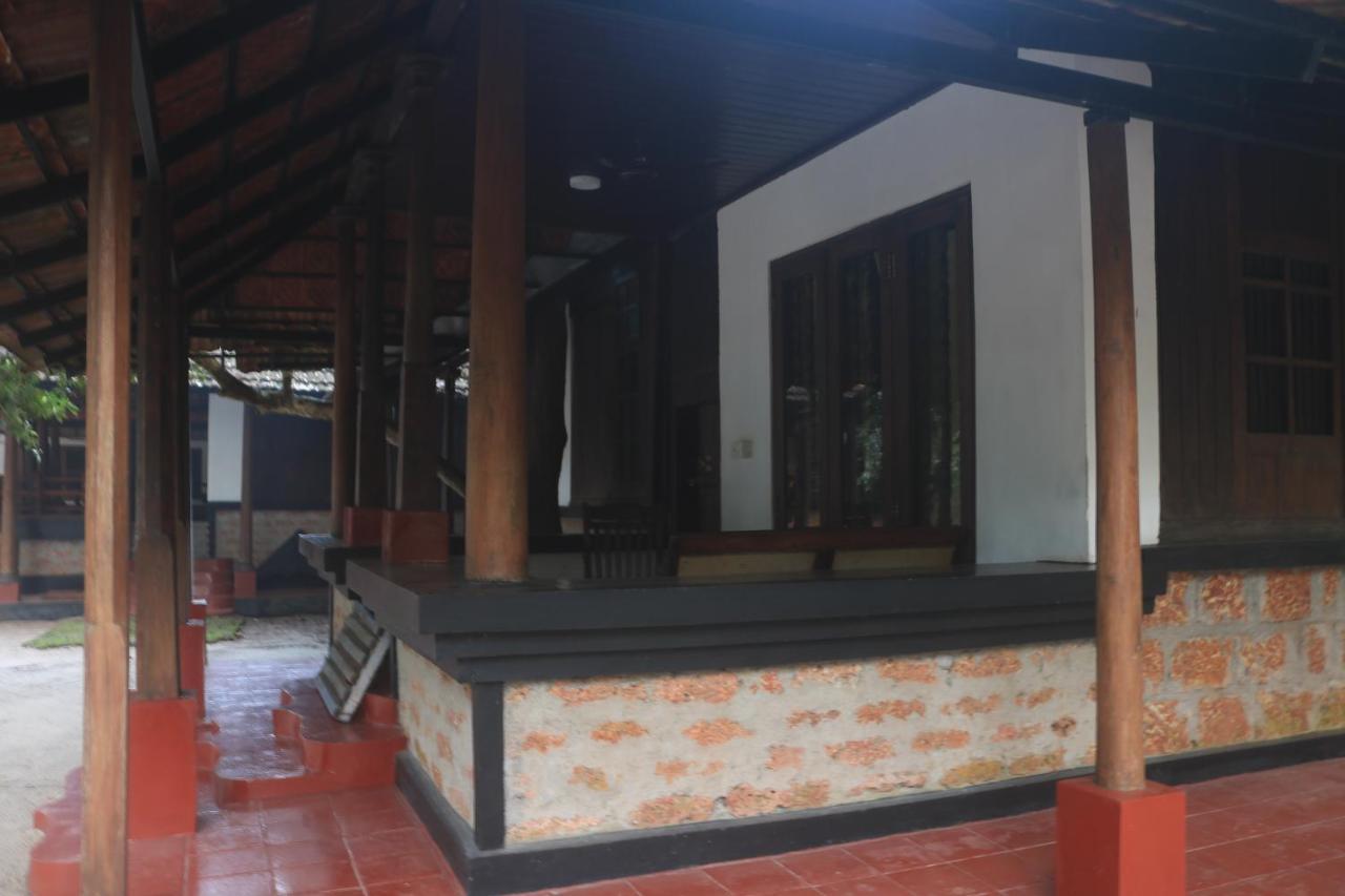 Arakkal Heritage Mararikulam Buitenkant foto